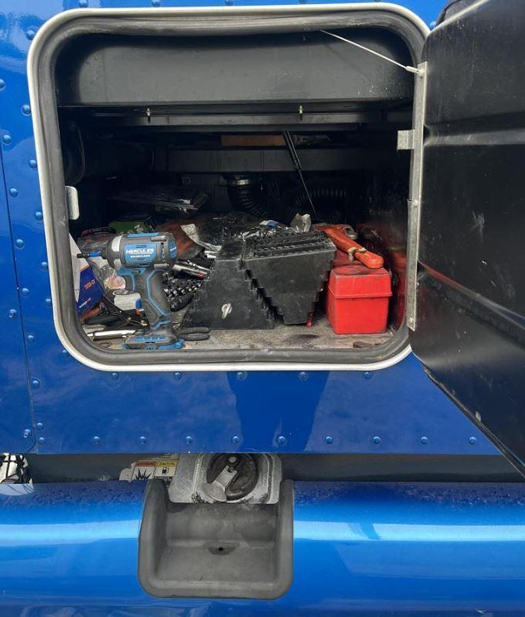 Used 2019 PETERBILT 57