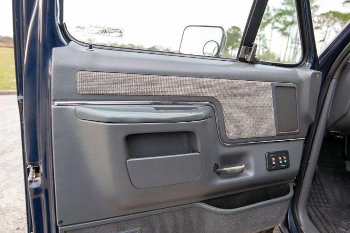 Used 1990 Ford Bronco XLT