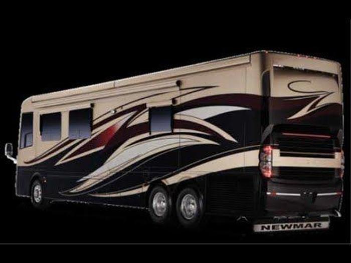 Used 2012 Newmar King Aire 4584