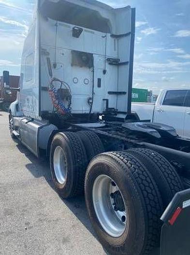 Used 2018 INTERNATIONAL LT Navistar