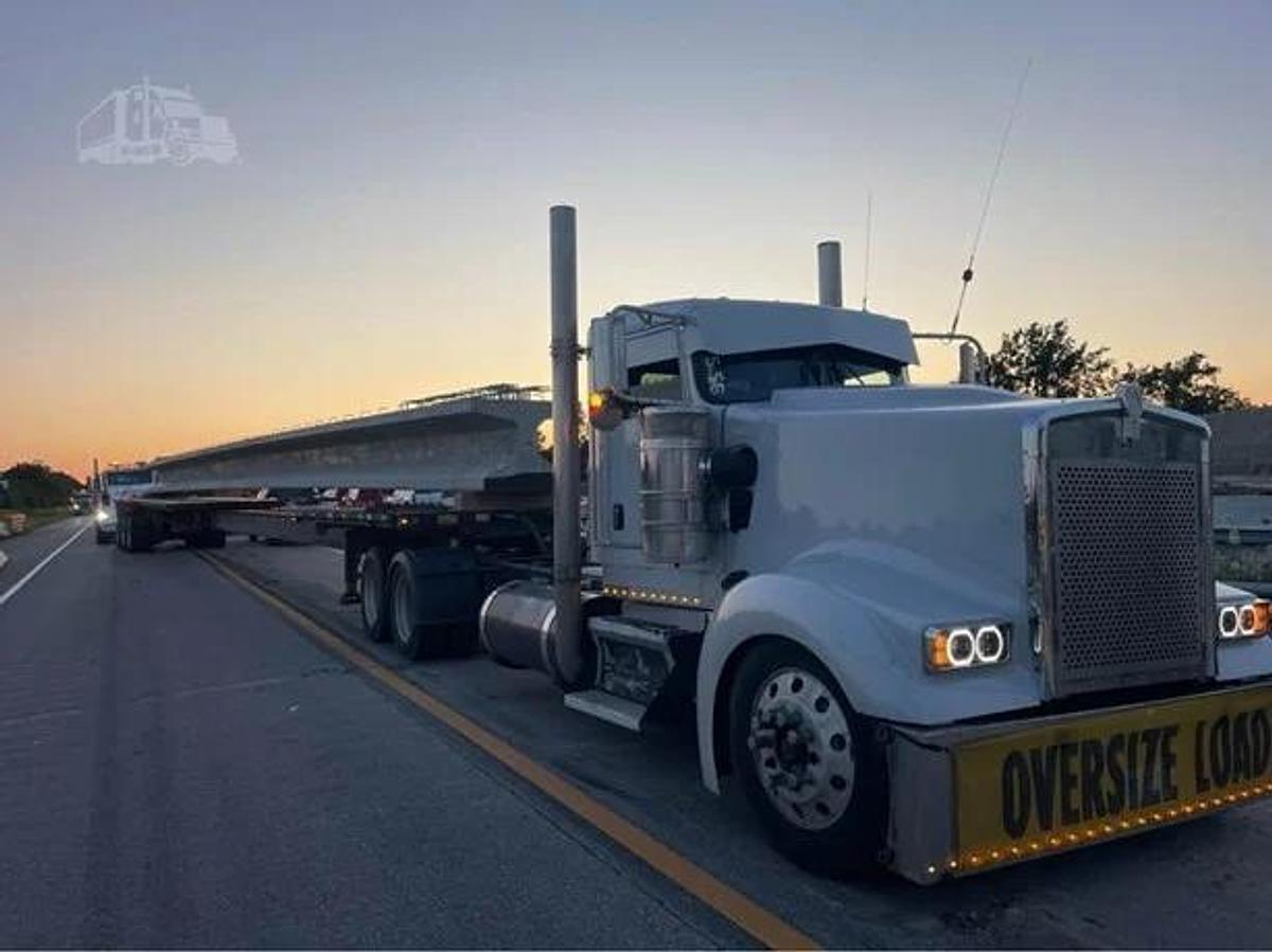 Used 2003 Kenworth W900L