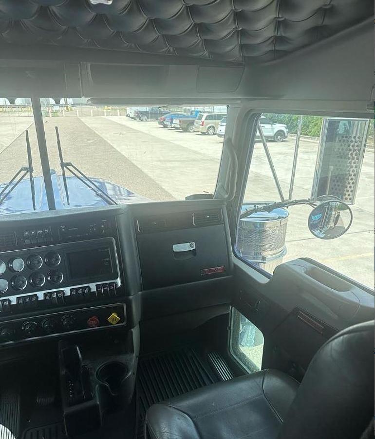 Used 2020 Kenworth W900 Sleeper Semi Truck