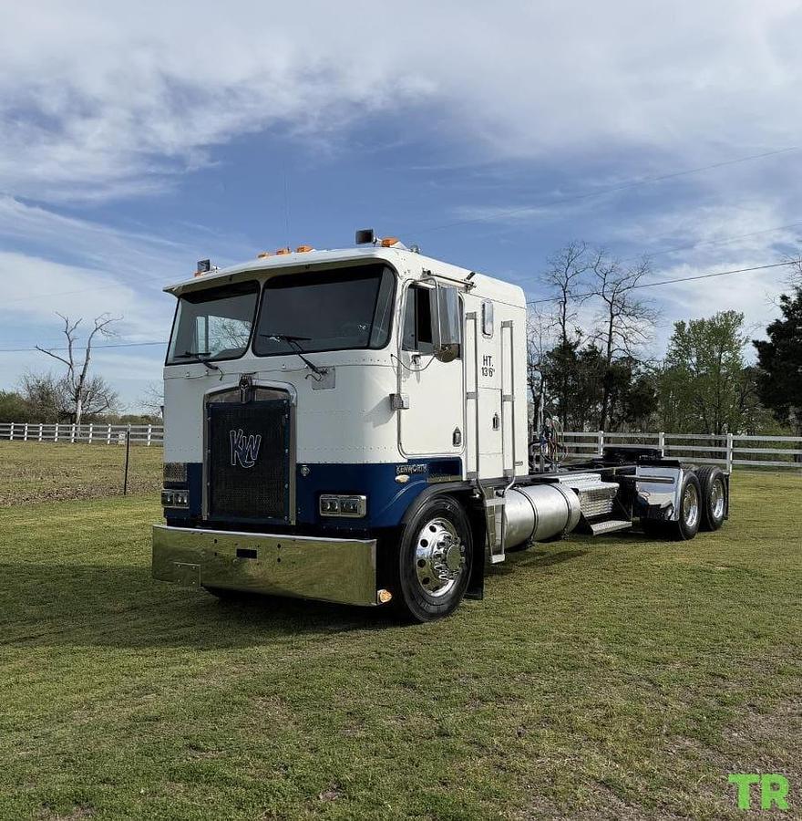 Used 2000 Kenworth K100