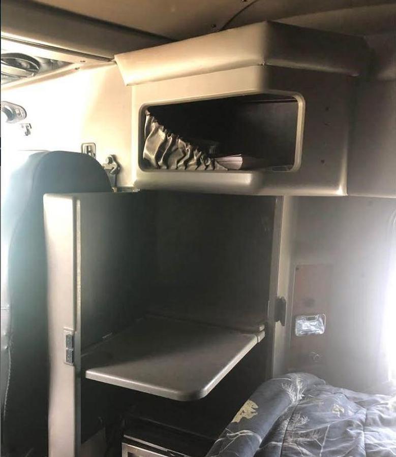 Used 2003 KENWORTH W900L