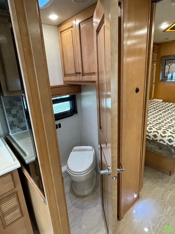 Used 2022 Newmar Dutch Star 4369