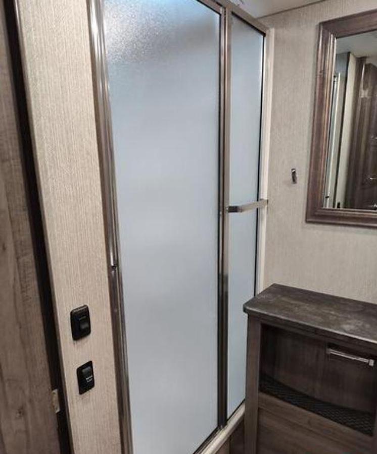 Used 2022 Winnebago Adventurer 29B Class A Motorhome