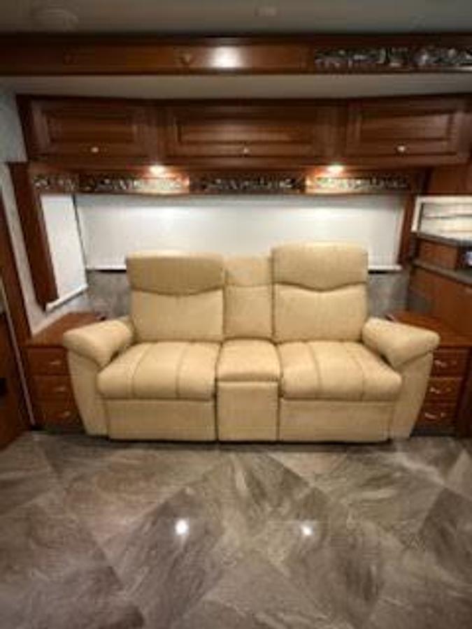 Used 2016 Winnebago Journey 40R