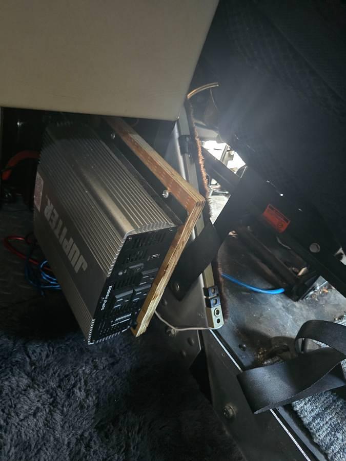 Used 2000 Kenworth W900 with 2015 53ft Utility Reefer Trailer