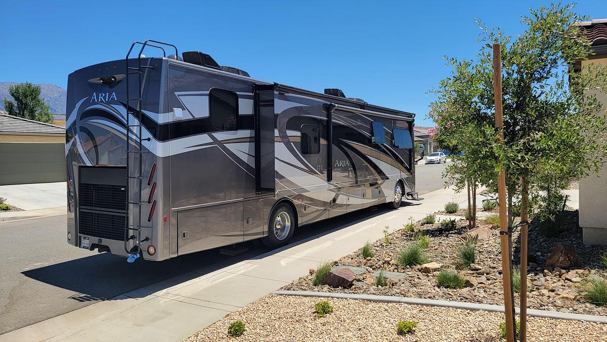 Used 2017 Thor Aria 3901 Class A Motorhome
