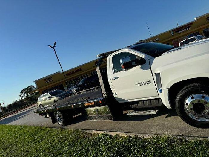 Used 2019 Chevrolet Silverado MD LT