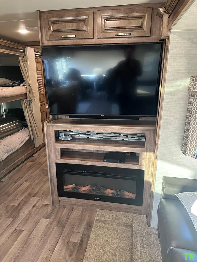 Used 2019 Jayco Precept Prestige 36B Class A Motorhome