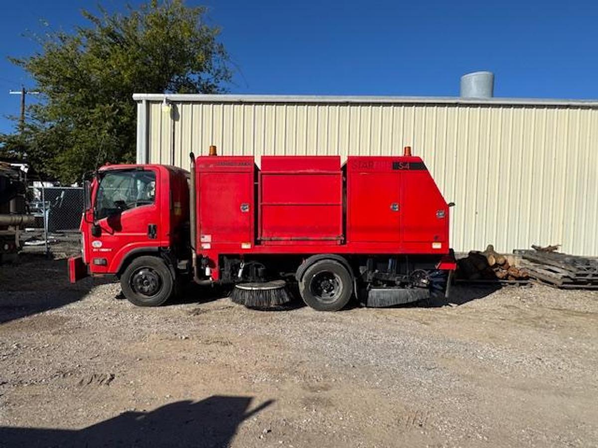 Used 2008 Isuzu Stewart Amos R-6 XL Regen Air Street Sweeper