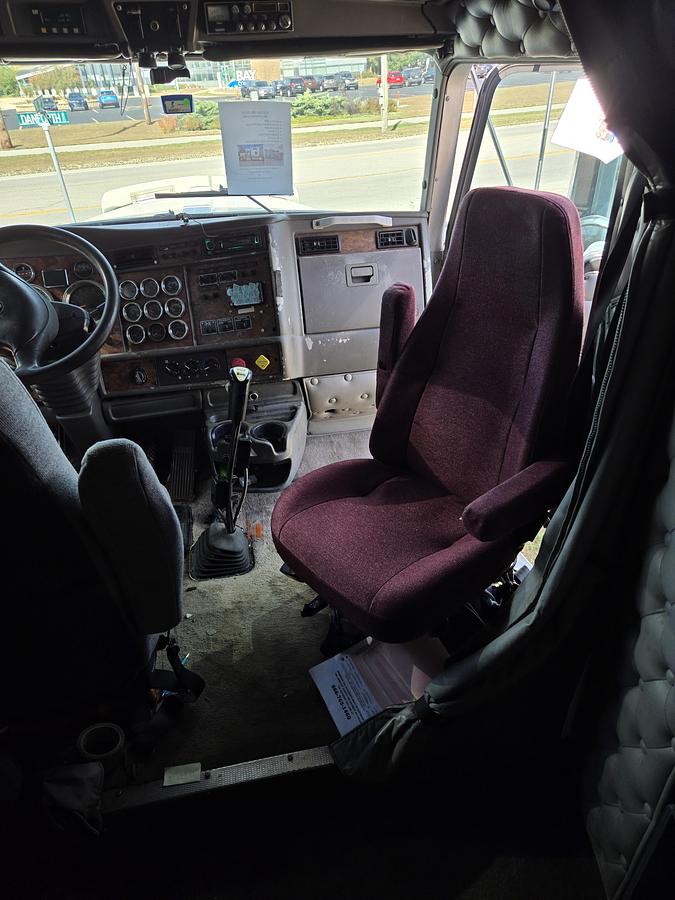 Used 2001 Kenworth W900L