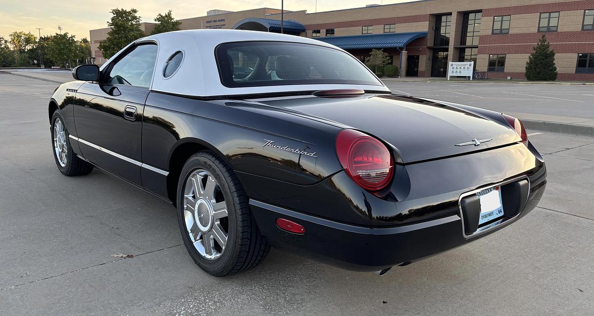 Used 2004 Ford Thunderbird