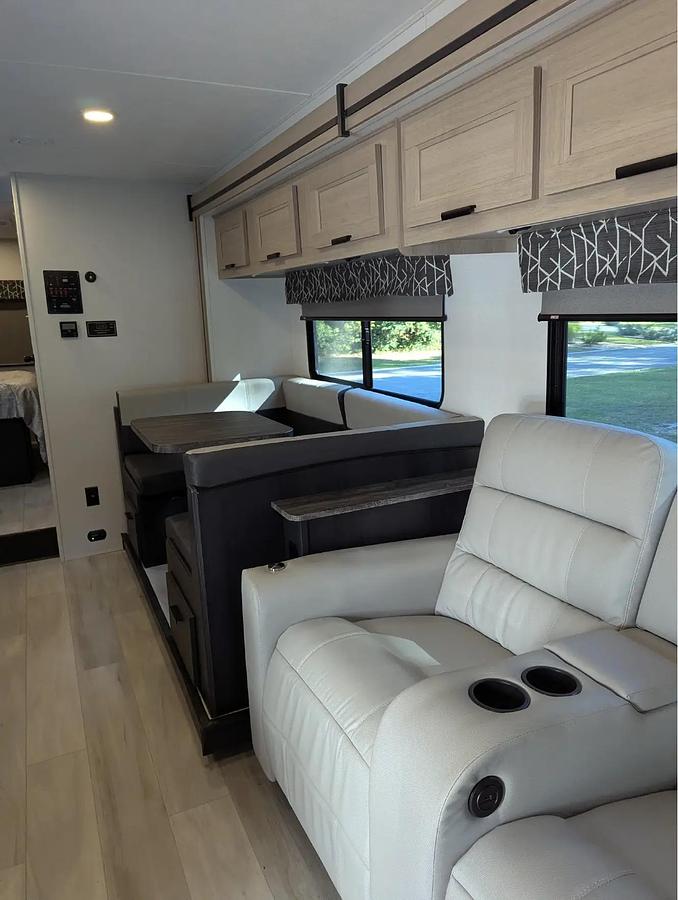 Used 2024 Forest River Sunseeker 3010DS