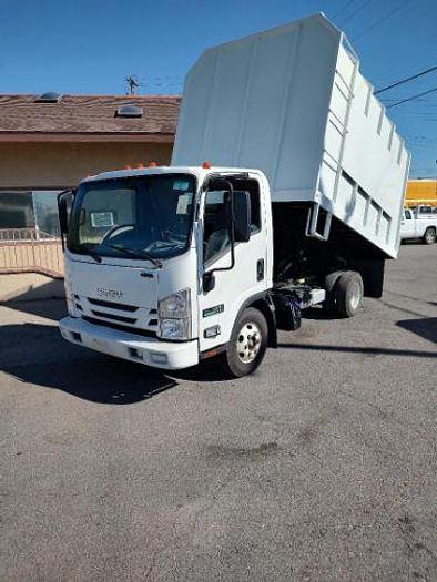 Used 2015 ISUZU NPR 12ft Chipper Truck