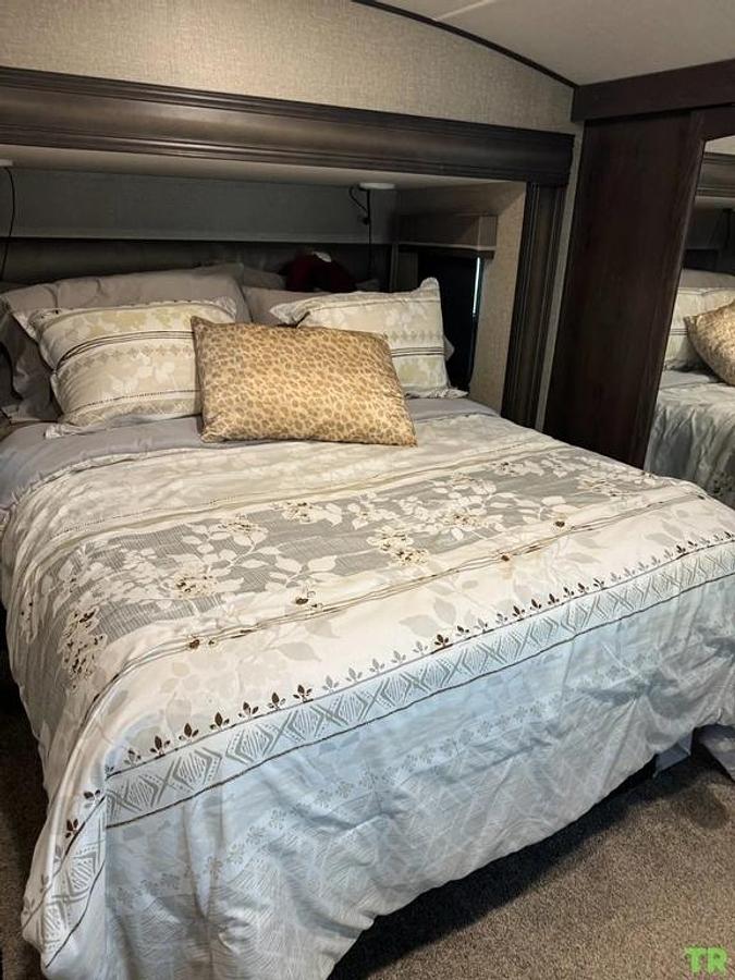 Used 2020 Grand Design Reflection 337RLS