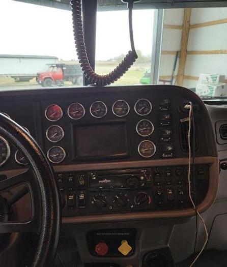 Used 2017 Peterbilt 389