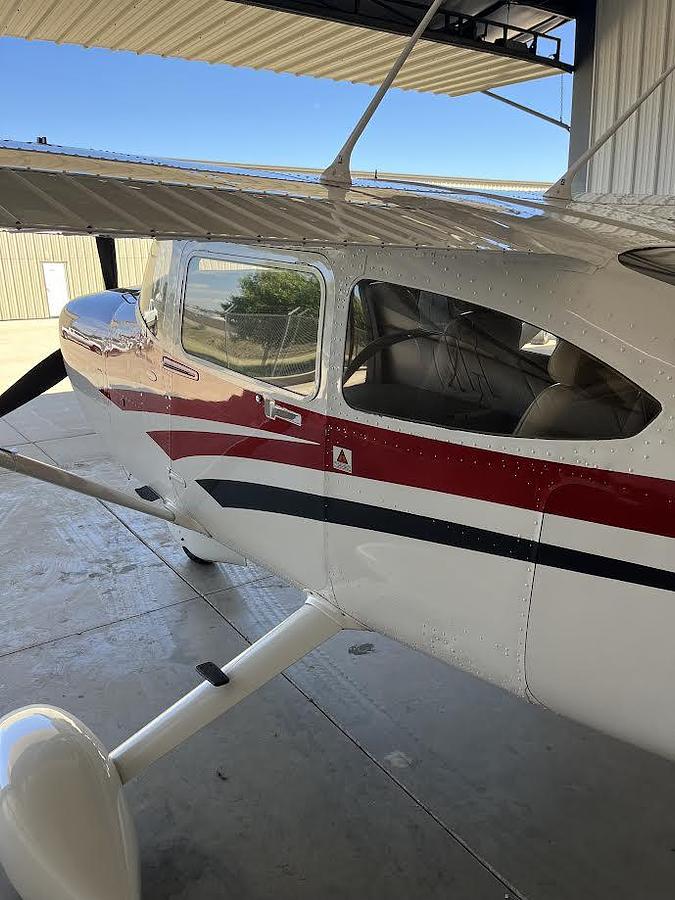 Used 2006 Cessna Turbo 182T Skylane Airplane