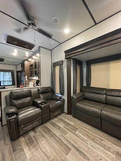 Used 2019 Forest River Artic wolf