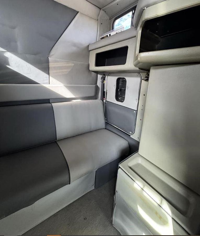 Used 1999 Kenworth W900L