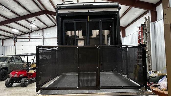 Used 2023 Keystone Fuzion 427