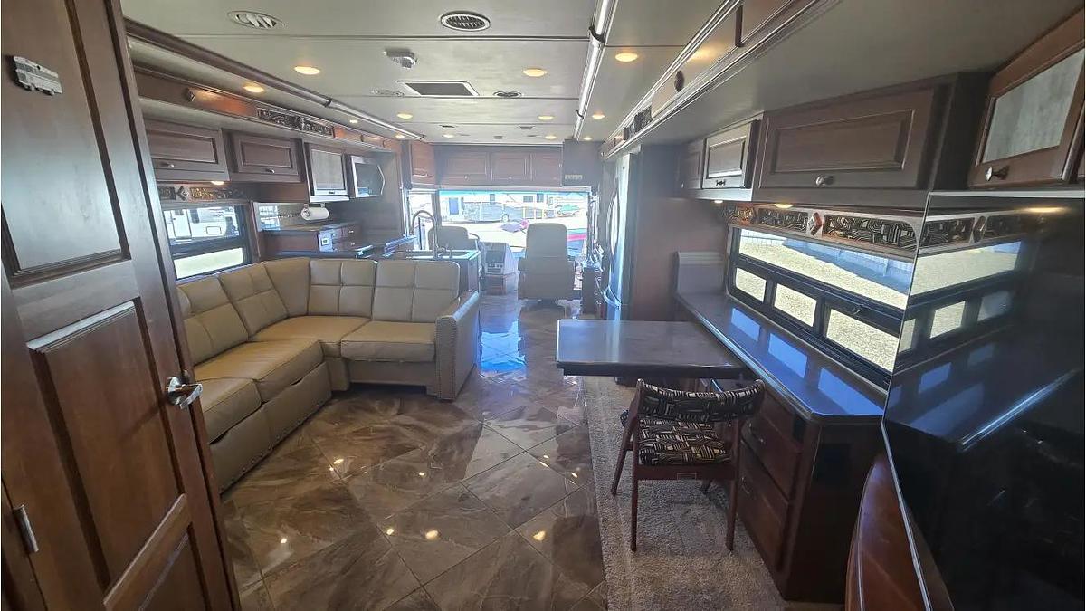 Used 2016 Winnebago Journey 40r