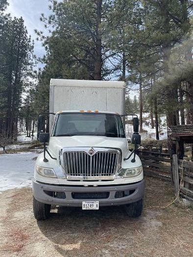Used 2014 INTERNATIONAL Durastar 4400 Box Truck