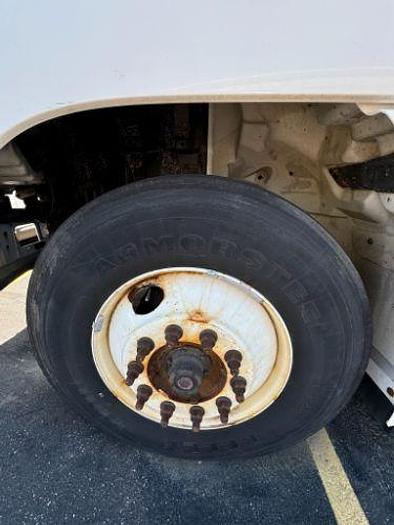 Used 2015 Hino 268 Box Truck