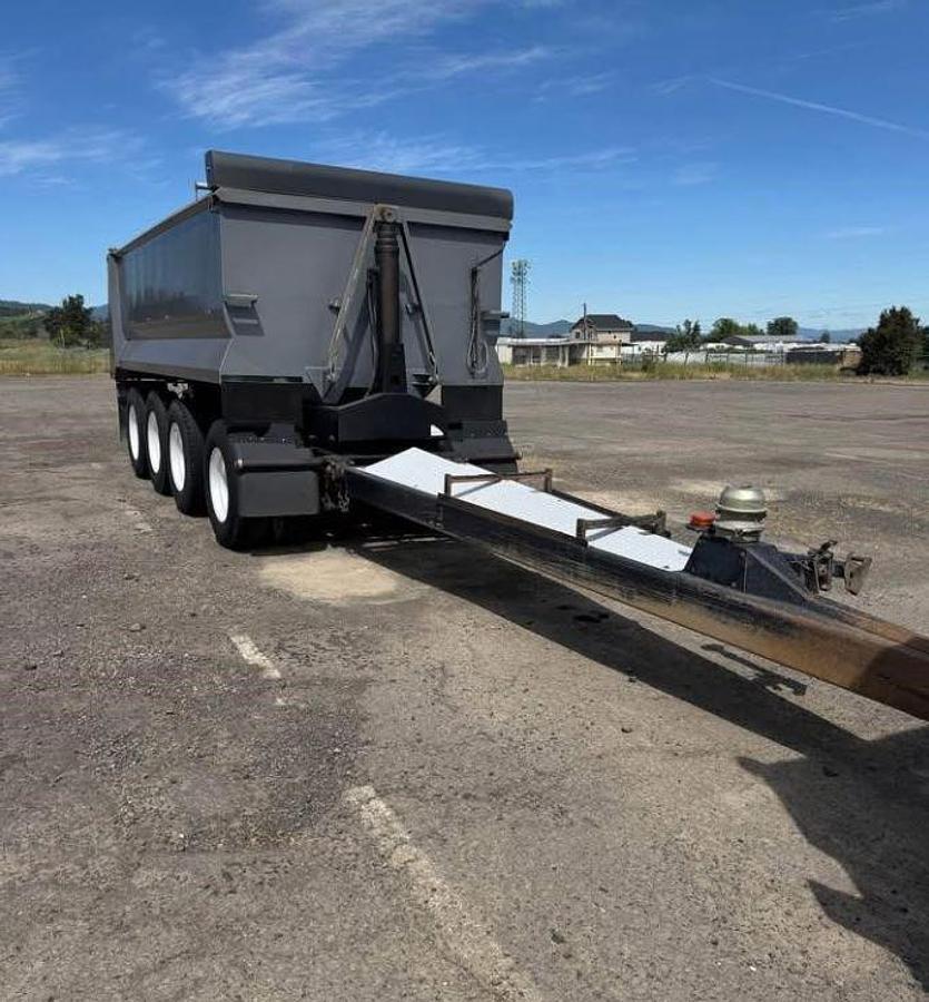 Used 1997 Kenworth T800 Dump Truck