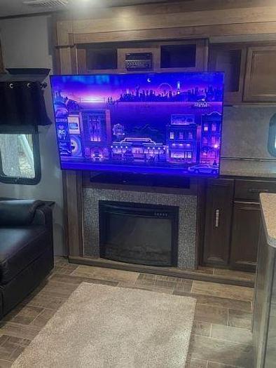 Used 2017 Highland Ridge Open Range Roamer RT323RLS