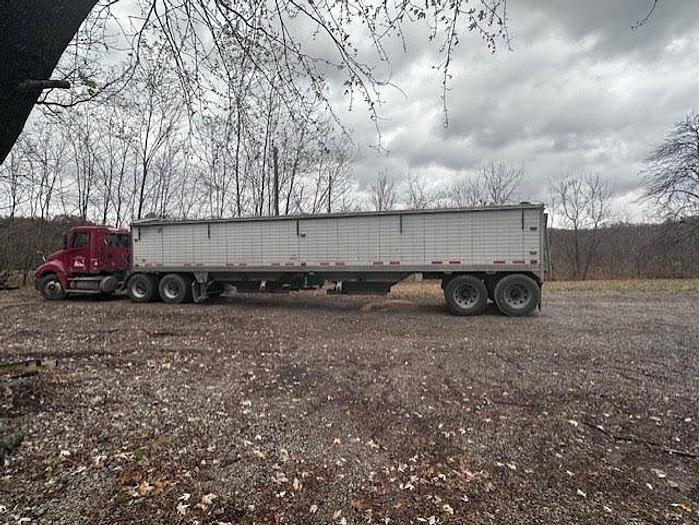 Used 2010 Timpte Grain Trailer