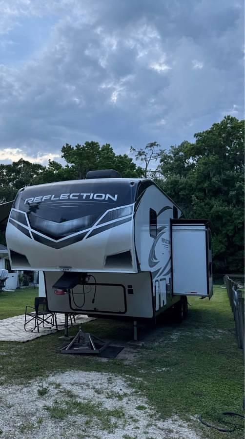 Used 2021 Grand Design Reflection 31MB