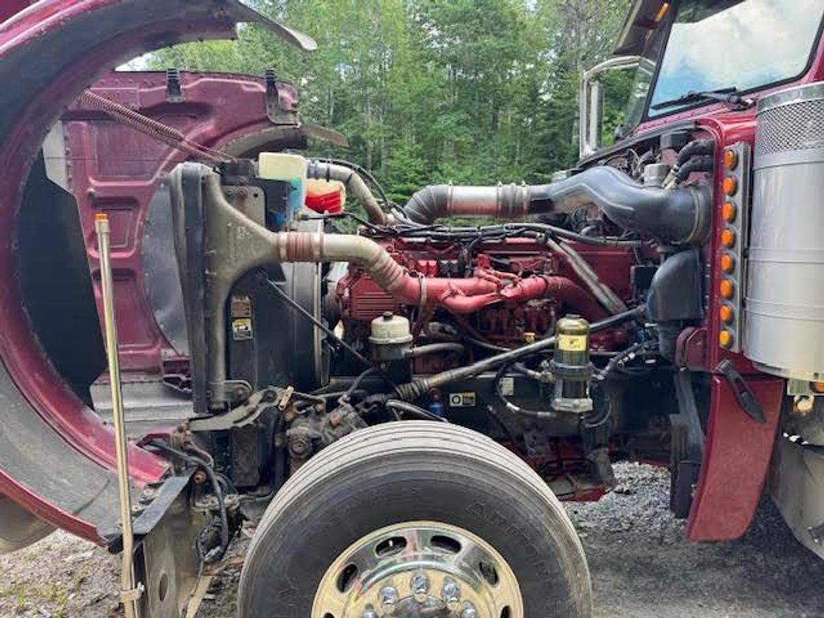 Used 2009 Peterbilt 389