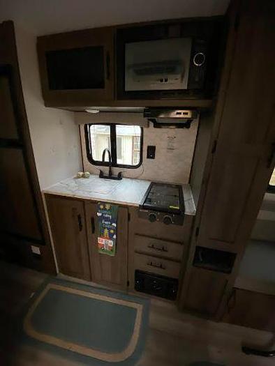 Used 2022 Coachmen Clipper Ultra Lite 182DBU