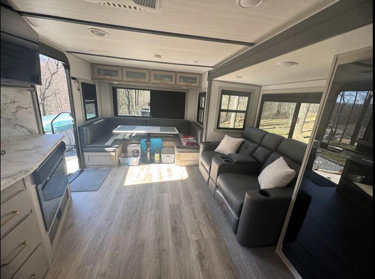 Used 2024 Forest River Salem Hemisphere Hyper-Lyte Travel Trailer