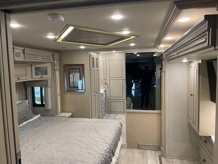 Used 2022 Newmar Dutch Star 4369