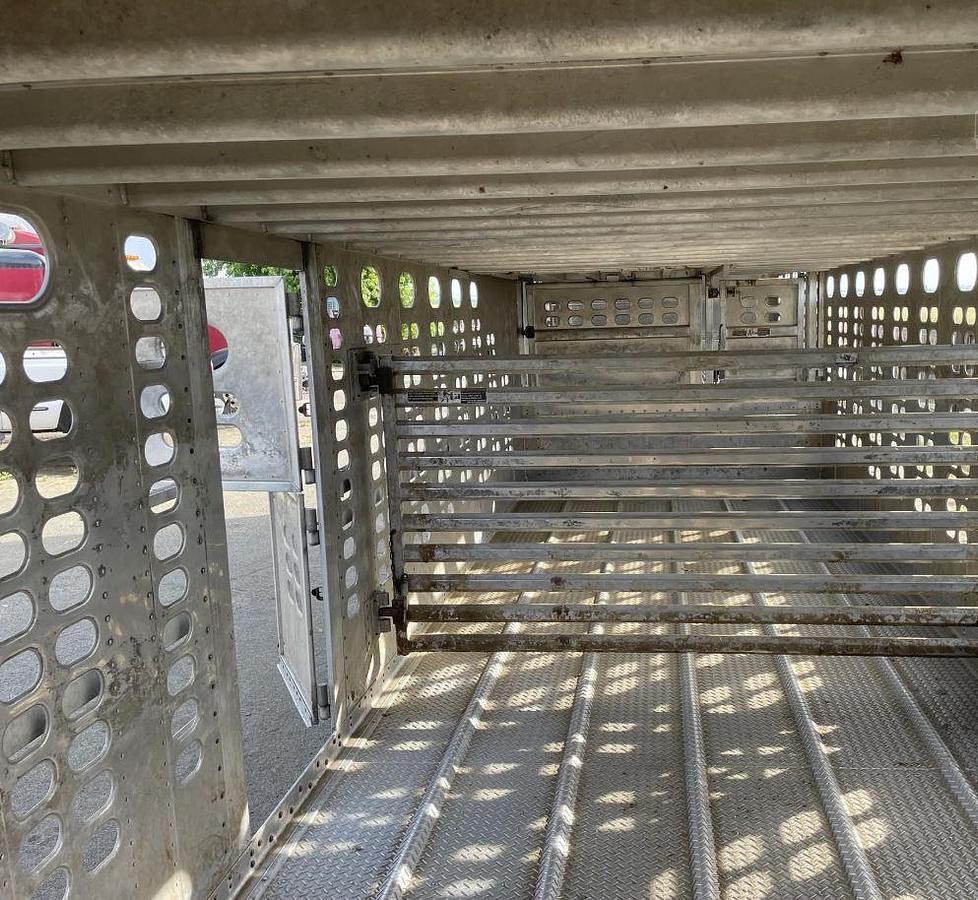 Used 2019 Wilson PSDCL-402 Livestock Trailer