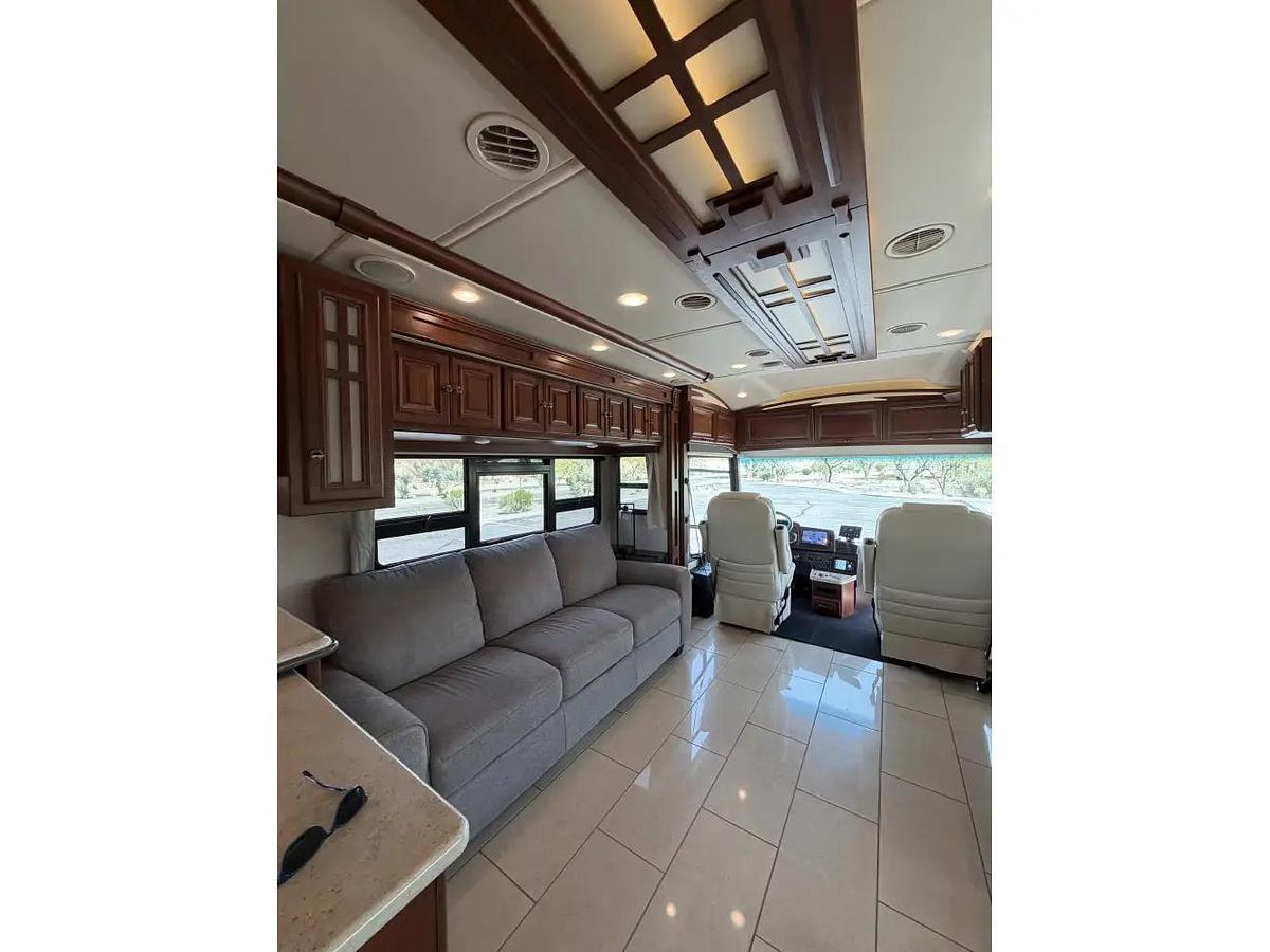 Used 2015 Winnebago Itasca Ellipse 42HD