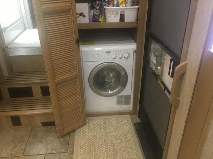 Used 2017 Crossroads Redwood RW4120GK