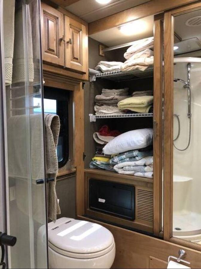 Used 2018 Tiffin Phaeton 40QBH Class A Motorhome