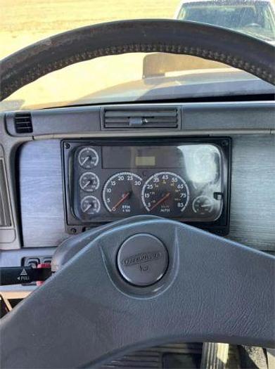 Used 2006 Freightliner COLUMBIA 120