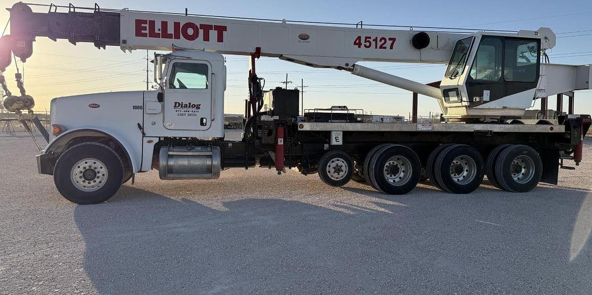 Used 2015 ELLIOTT 45127 MOUNTED ON 2015 PETERBILT 367
