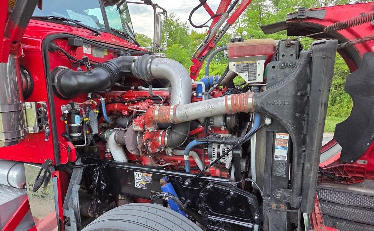 Used 2021 Peterbilt 389