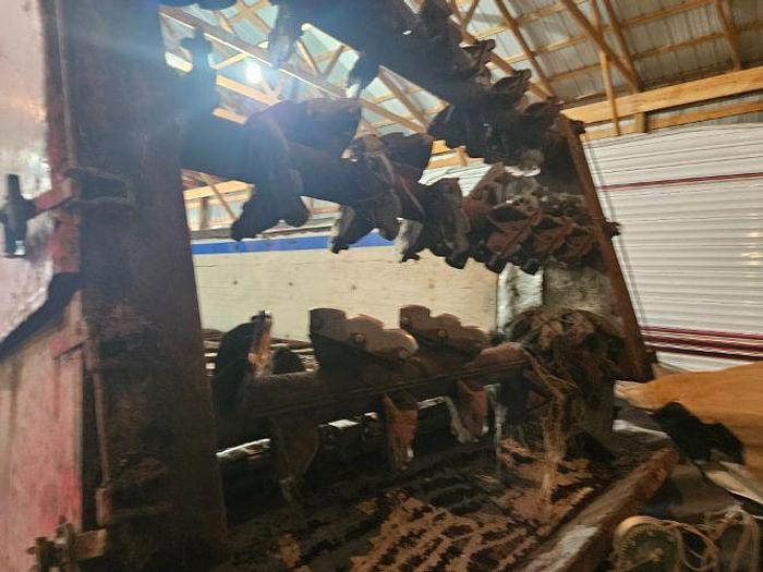 Used 1993 INTERNATIONAL 9400 Manure Spreader