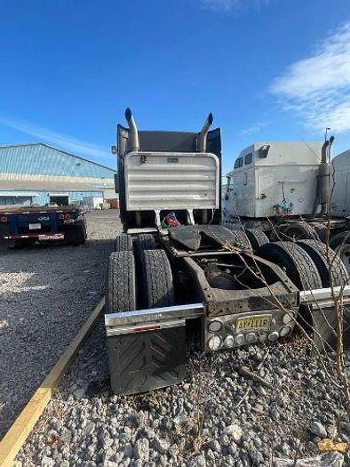Used 2003 Volvo VNL64T