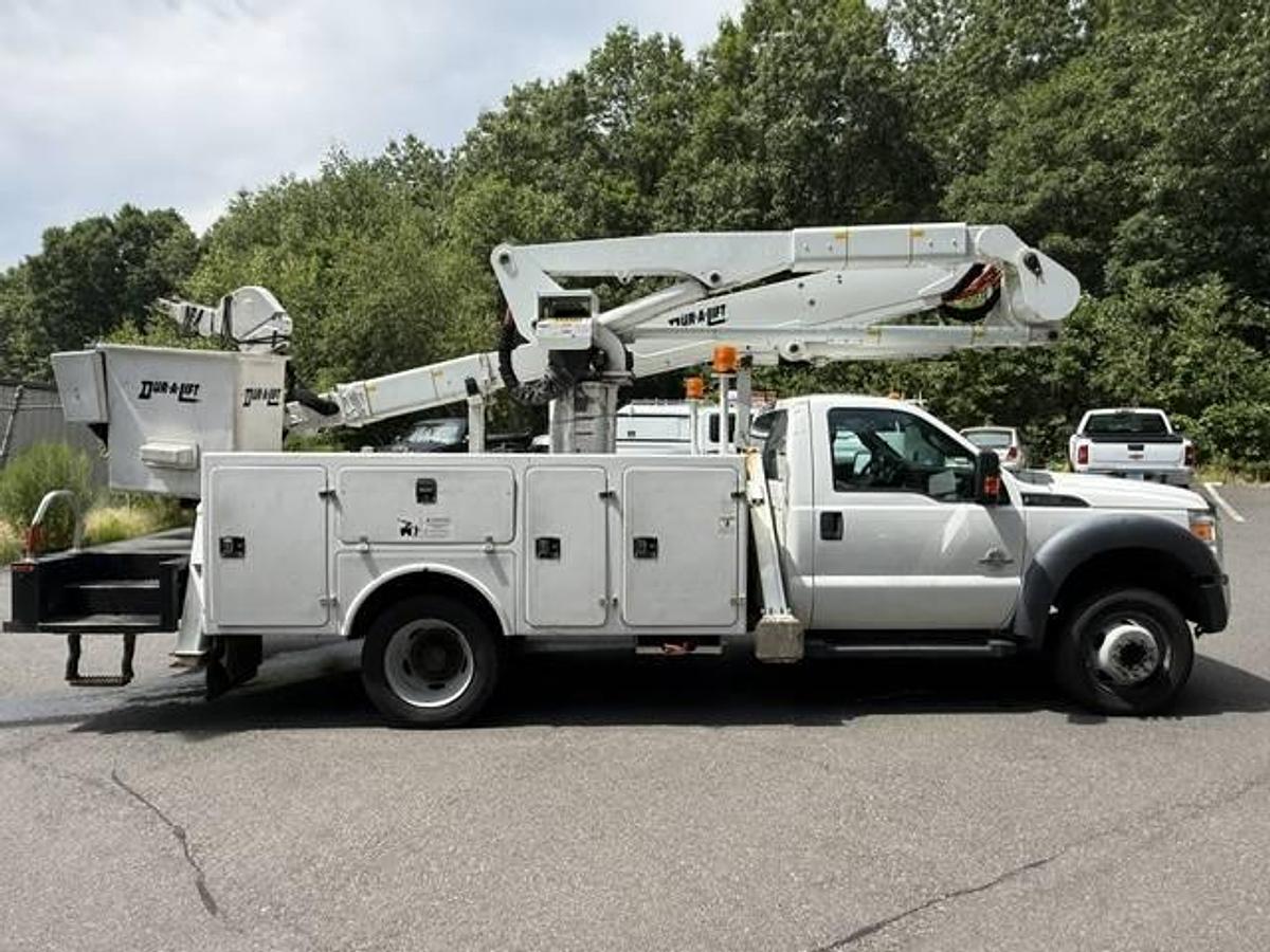 Used 2016 Ford F-550 Super Duty 52' Dur-A-Lift Bucket Truck