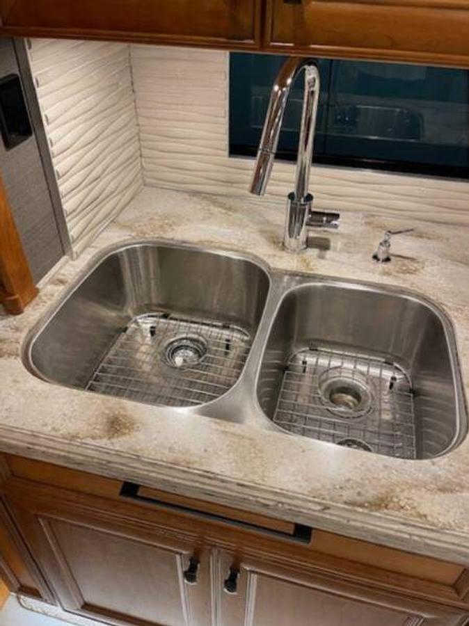 Used 2022 Tiffin Motorhomes ALLEGRO BUS 40IP Class A Motorhome