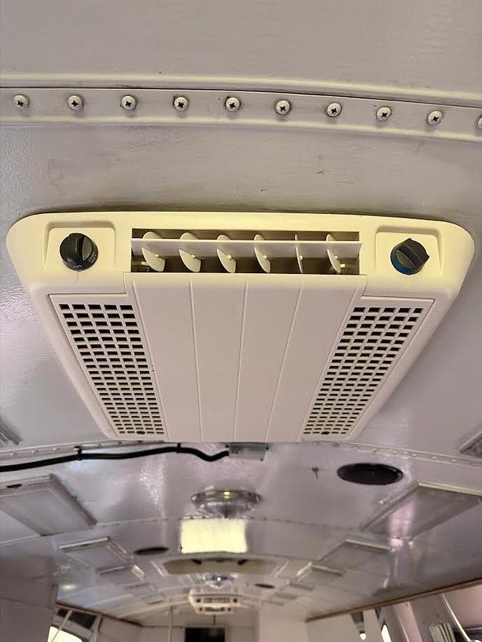 Used 2005 Thomas Transit Bus