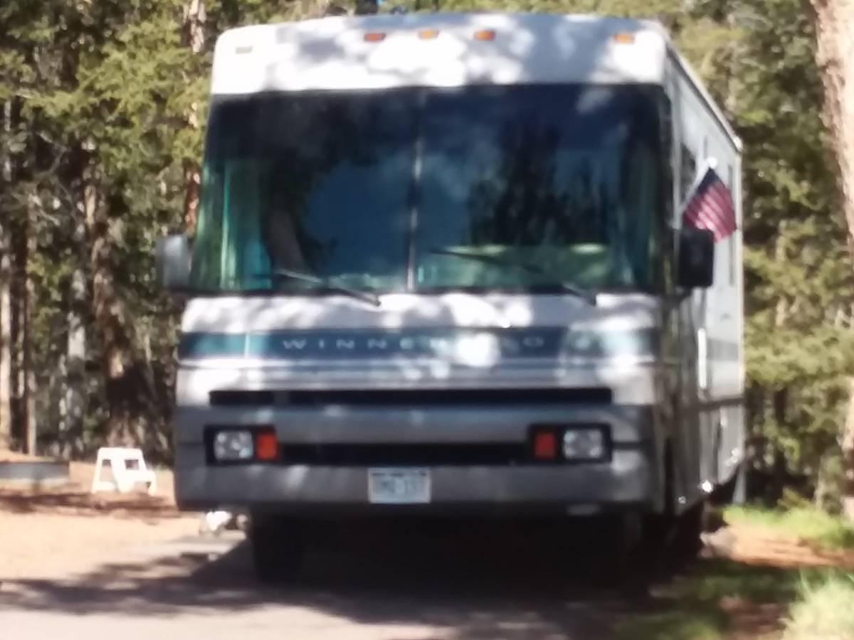 Used 1995 Winnebago Adventurer WCG30WQ Class A Motorhome